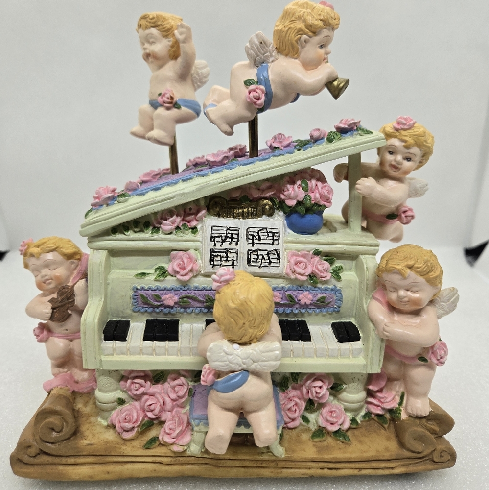 Classic Treasures Cherub Music Box